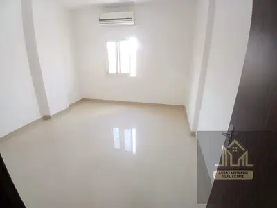 WOW \\ LOOK LIKE A SPACIOUS GORGEOUS APARTMENT \\ AT THE PRIME LOCATION \\ FAMILY BUILDING \\