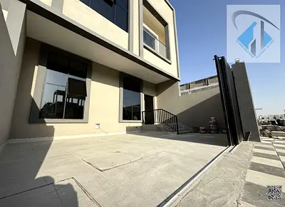 "فيلا فاخرة ٤ غرف في الزاهية مع مكيفات كاملة، تصميم عصري راقٍ، حديقة واسعة، تملك حر، مثالية للرفاهية والخصوصية، قرب كل الخدمات المميزة. "