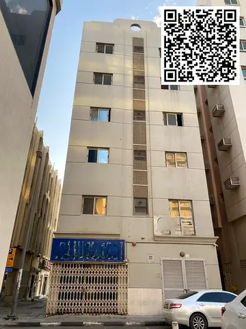 🏢 للبيع – بناية سكنية في الغوير، الشارقة | موقع مميز وعائد ثابت
