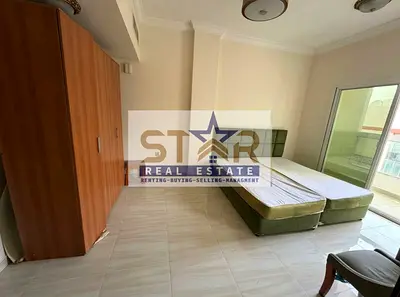 الجرف 2  خلف فندق ردسون بلو قريب من مخرج دبي