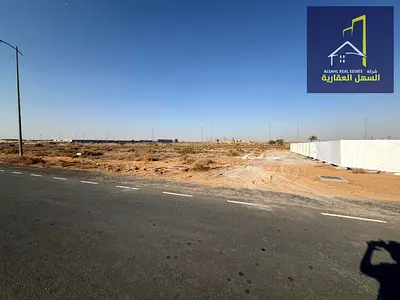 للبيع في منطقه تلال ستي ارض سكني تجاريه