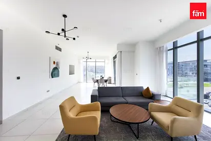 Multiple Options | 3 Cheques | Burj, Sea Views