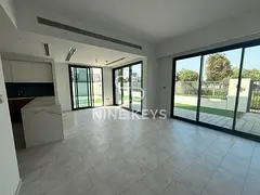 LUXURY LIVING LA ROSA 5 4BR + MAID | READY TO MOVE | ONLY AED 200K