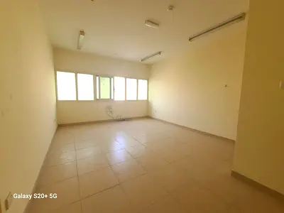Office available for rent in industrial area 17 muwaileh sharjah