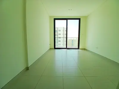 No Comssion!!_ no deposit cash || 12 CHEQ _ Master 2_BR with balcony 3 bathroom only 77k_ Ideal Location close to calro coffee