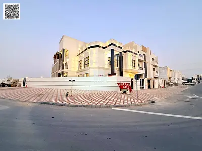 فرصة مميزة لامتلاك فيلا مع روف في الحليو 1