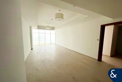 Sea View | Modern Design | Vacant on Transfer
