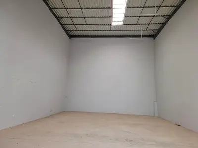 BRAND NEW 1150 SQFT WAREHOUSE MAIN ROAD 13 KVA ELECTRICITY