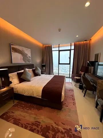 STUDIO | SPACIOUS LAYOUT | READY TO MOVE | JUMEIRAH & CANAL VIEW |