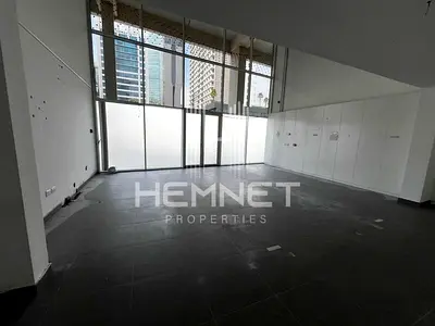 Retail Ready | Prime Location| Whole Shop