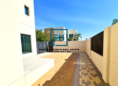 3 bedrooms villa all master for rent.