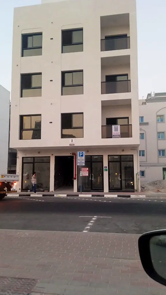 gallery-image