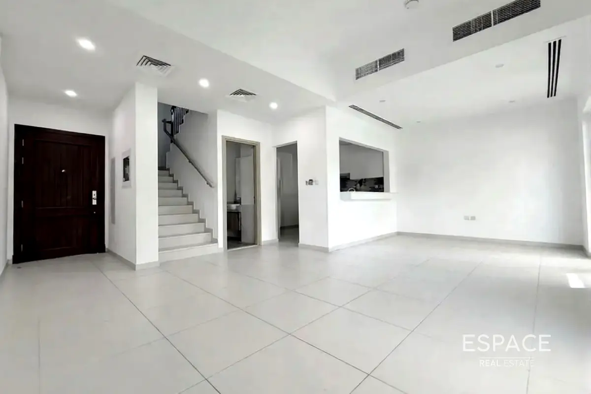 Exclusive | Great Location | Stunning