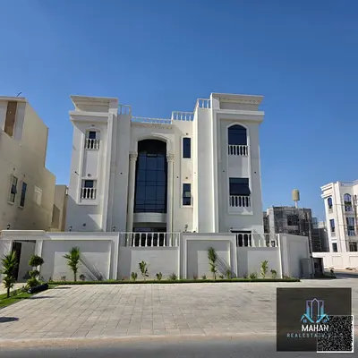 3,200,000 Plot : 3850 Built up : 4500 6 beds Hall Majles 2 settings Big kitchen Landscape Swimming pool Outside sitting area 2 side for parking outside 7 meter and 12 meter