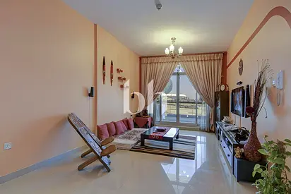 Rented | Closed Kitchen | Unfurnished