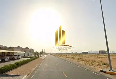 للبيع الدبابه جنوب ضاحيه الرحمانيه  ارض تجاريه 5,812 قدم مربع  موقع ممتاز علي شارع العام امامي 54م