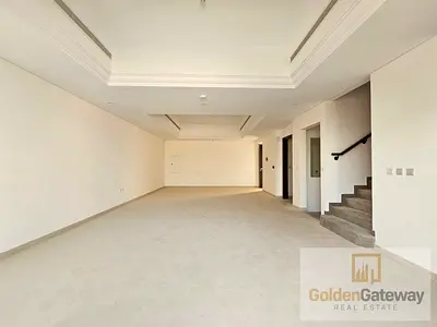 Vacant - Open View and Massive Size with Terrace