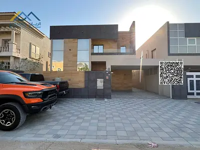 Includes electricity, water, and air conditioning. Freehold ownership for all nationalities with easy banking facilities. Close to the mosque.