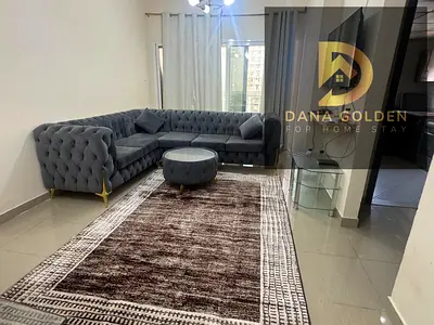غرفه وصاله "مطبخ مجهز بالكامل مع خزائن" حمام واحد " شرفة 3800 مع الانتر نت فقط