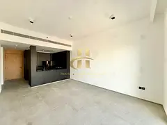 Vacant | With Balcony | Community View