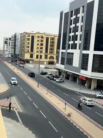LUXURY 3BHK 3 WASHROOM WITH BALCONY STORE ROOM CLOSED TO SAFARI MALL NEW MUWAILEH SHARJAH