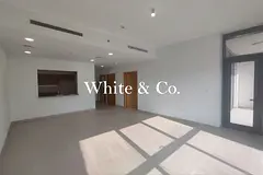 Vacant on Transfer | Canal View | Balcony