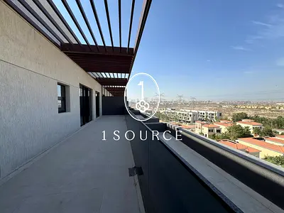 Signature 2BR+Study | Skyline and Villa Views