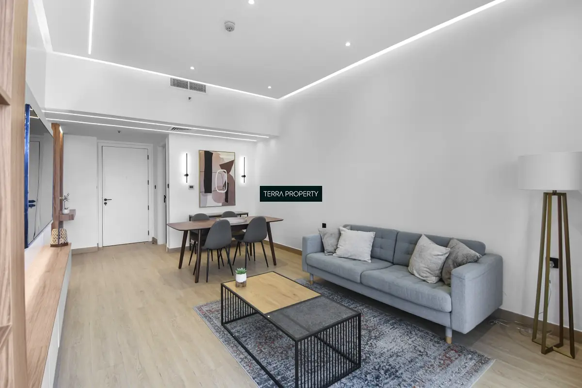 Amazing | Fully Upgraded & Furnished 2 BDR with Lagoon Views