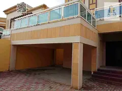 For sale, a villa with electricity, water, and air conditioning, close to all services. Ground and f