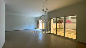 TOWN HOUSE | PRIME LOCATION | READY TO MOVE IN