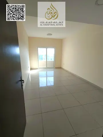 غرفتين وصاله ايجار سنوى غاز مركزى مع خزائن بالحائط