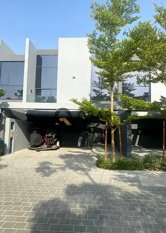 Brand New luxurious 3BR  /BEST DEAL/ NEWLY AQUIRED