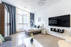 Cozy Fully Furnished | Vacant | Great Amenities