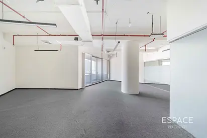 Modern Fit Out | Canal Views | Unfurnished
