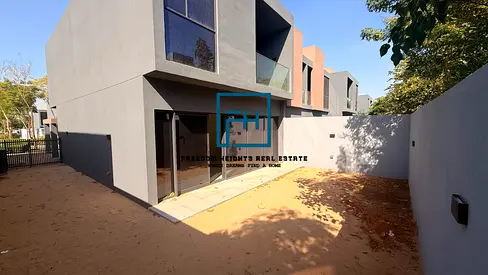 Modern 3-bedroom corner townhouse for sale in Robinia Massar Tilal city sharjah