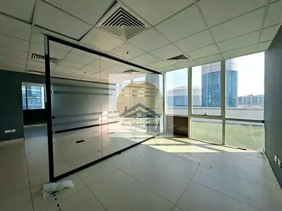Stunning office with open view, fully fitted@1560sqft