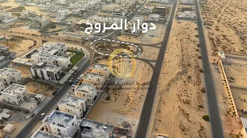للبيع ارض سكنيه في الحوشي موقع مميز على شارع جار 24 متر قريب للنوف مقابل القصور تملك حر للعرب تصريح ارضي +1