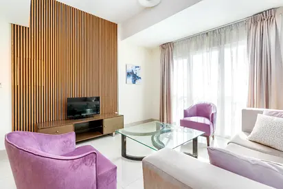 Best!! Large Duplex podium house with roof garden!