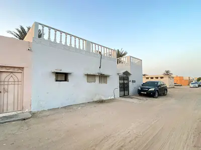 فيلا دور أرضي للبيع في الشارقة السبخة
