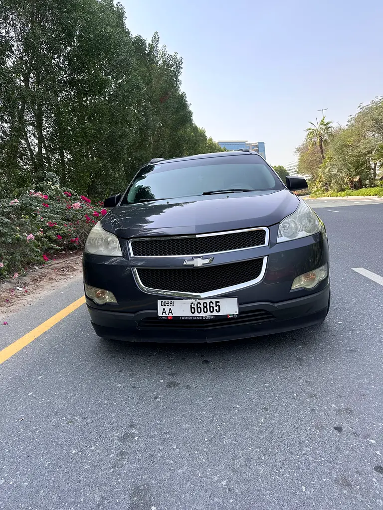 Chevrolet Traverse 2012 — photo 1 of 11