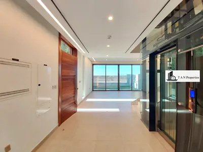 ELEGANT LIVING 4BR VILLA | MODREN DESIGN | PRIVATE LIFT | FAMILY ORIENTED