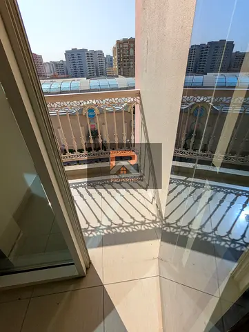 Best offer #2bhk with open view just opposite of Sahara center.. family-friendly building.