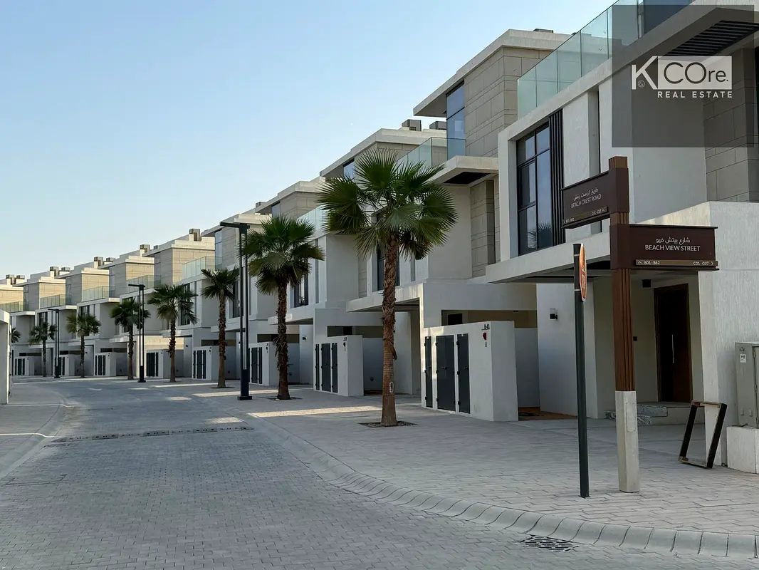 BRAND NEW 3BR STAND ALONE VILLA - DANAH BAY