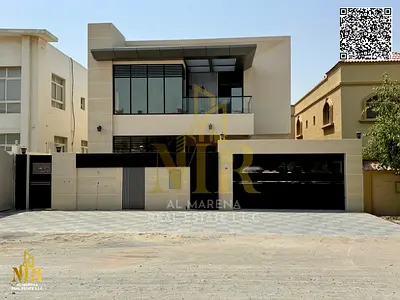 امتلك الآن فيلا الأحلام في واحدة من أرقى مناطق عجمان – الروضة 2 – حيث الفخامة تلتقي بالموقع الاستراتيجي والخدمات المتكاملة.  هذه الفيلا ليست مجرد منزل