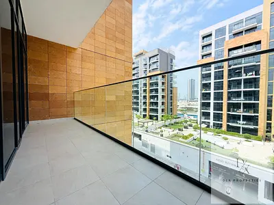 SPACIOUS | EXCLUSIVE | READY TO MOVE