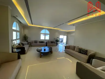 Premium 5-BR Commercial Villa|Business Opportunity