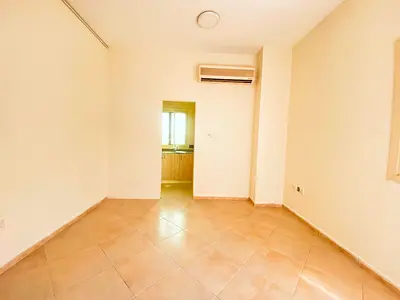 Luxury Big size studio saprt kitchen near to safari mall available