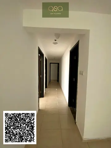 أفضل صفقة | شقة فارغة | شقة كبيرة بثلاث غرف نوم | مع موقف سيارات في مدينة الإمارات