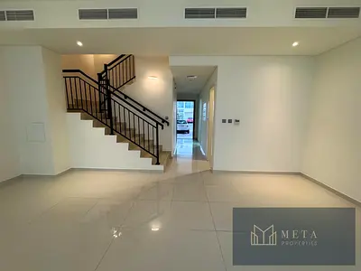 R2M14- Beautiful 3bedroom + Multipurpose room -5 bathroom