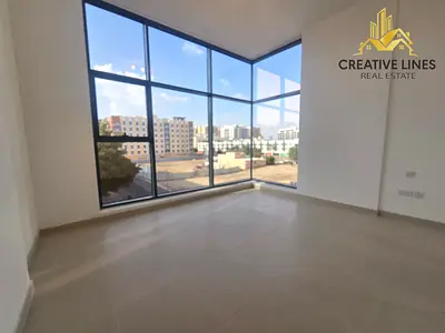 Brand new/very spcius 3bhk available for family Close to metro Station